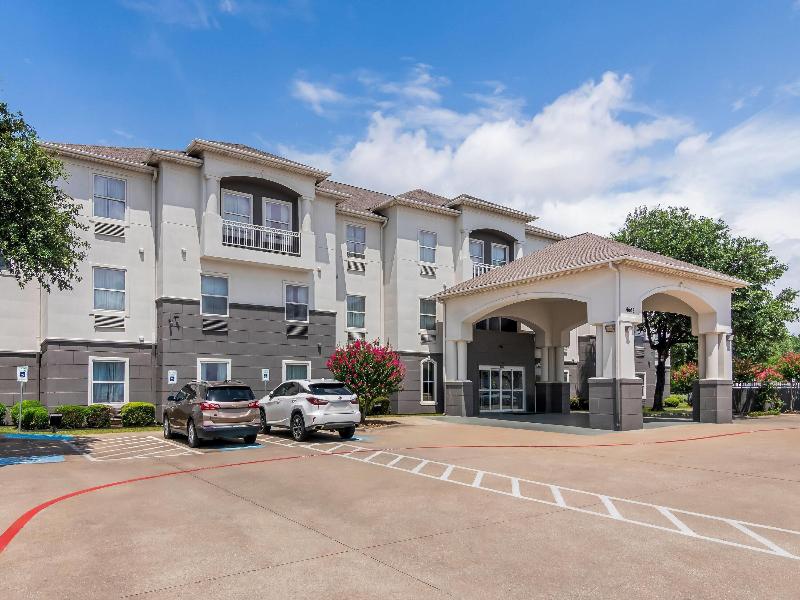 Super 8 by Wyndham Fort Worth Stockyards image