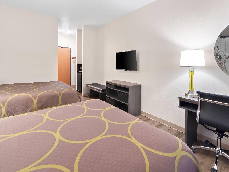 Super 8 by Wyndham Fort Worth Stockyards image