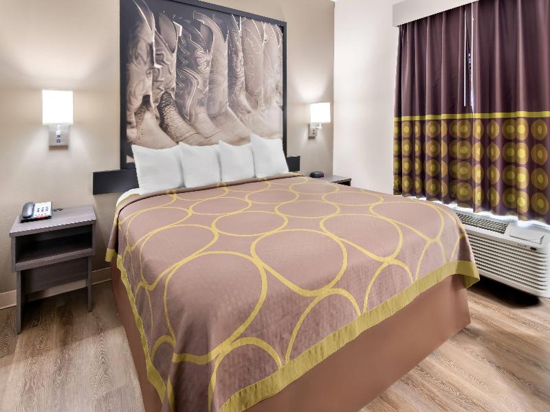 Super 8 by Wyndham Fort Worth Stockyards image