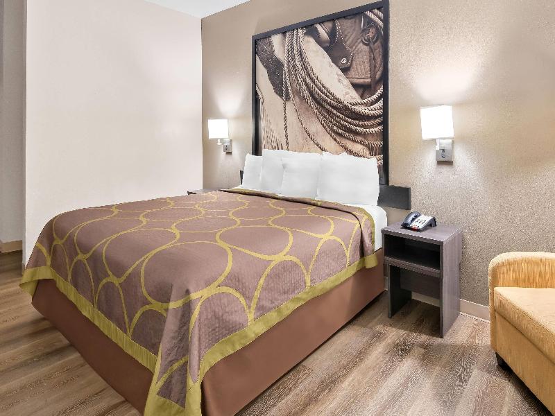 Super 8 by Wyndham Fort Worth Stockyards image