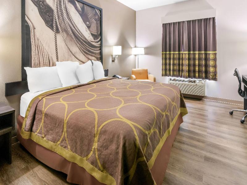 Super 8 by Wyndham Fort Worth Stockyards image