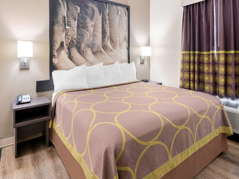 Super 8 by Wyndham Fort Worth Stockyards image