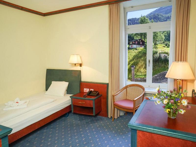 Thermal Htls & Walliser Alpentherme Leukerbad image