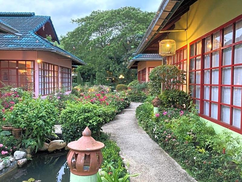 Ekman Garden Resort image