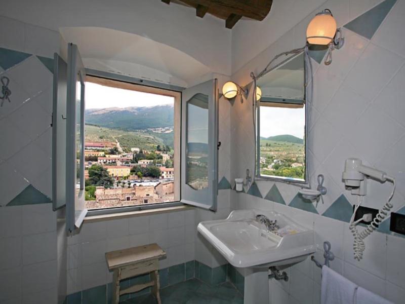 Borghetto del Mostaccio image