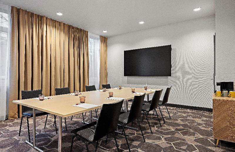 Leonardo Hotel Mainz image