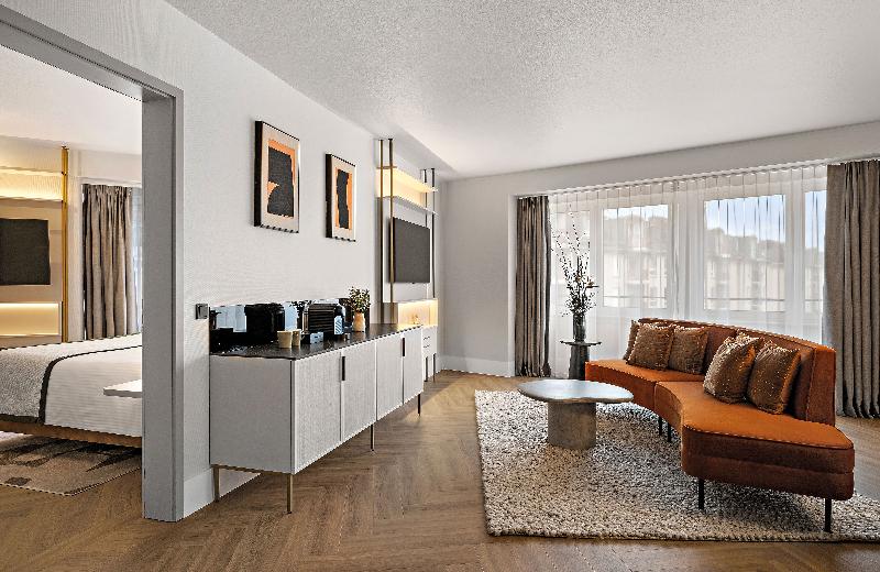 Leonardo Hotel Mainz image