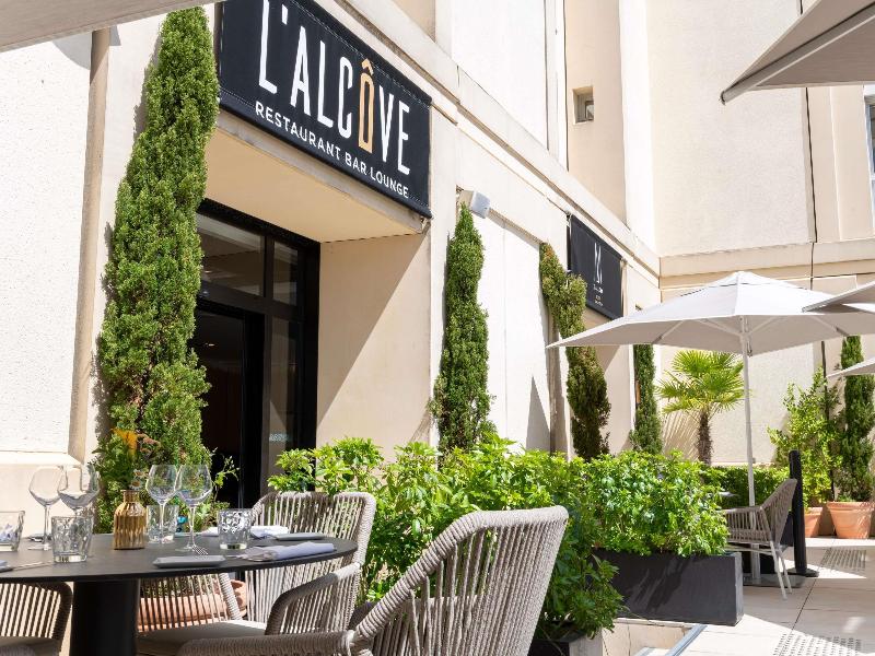 Le Louis Hotel Versailles Chateau-MGallery Collect image