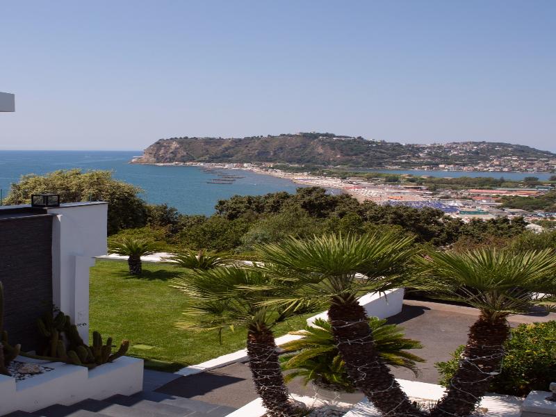 Cala Moresca-Anima Mediterranea — view