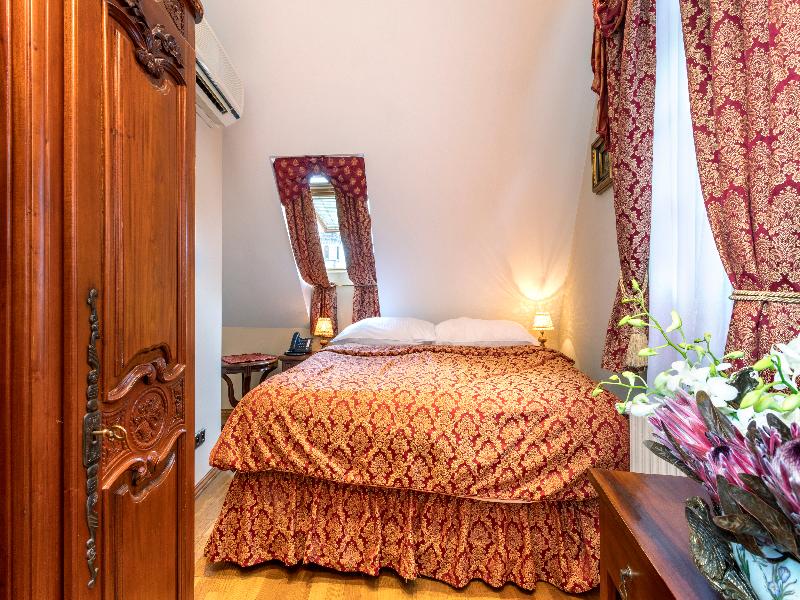 Hotel U Prince Prague by BHG image