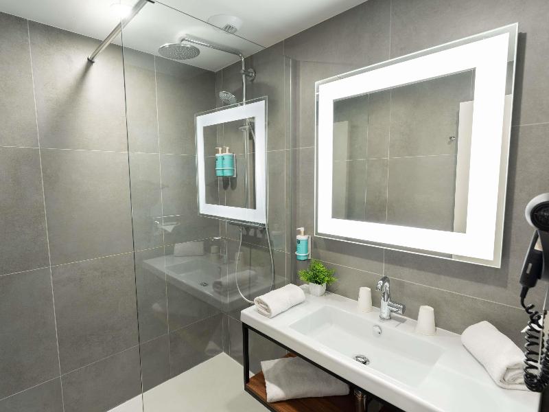 Novotel Antibes Sophia Antipolis image
