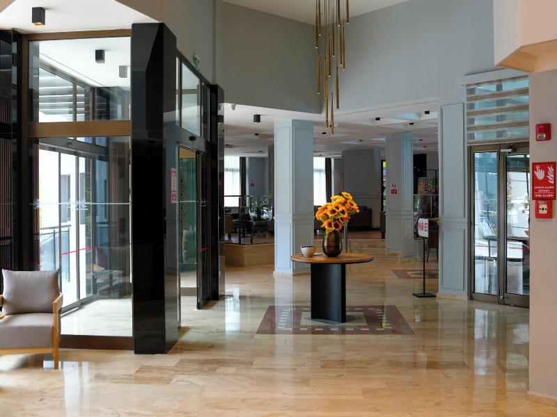 Marbel Hotel by Plam Wings