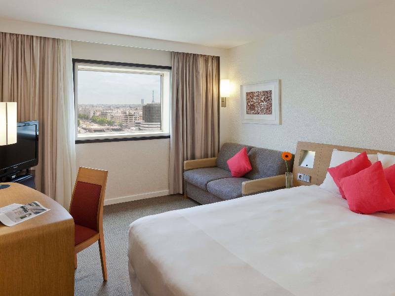Novotel Paris la Defense image