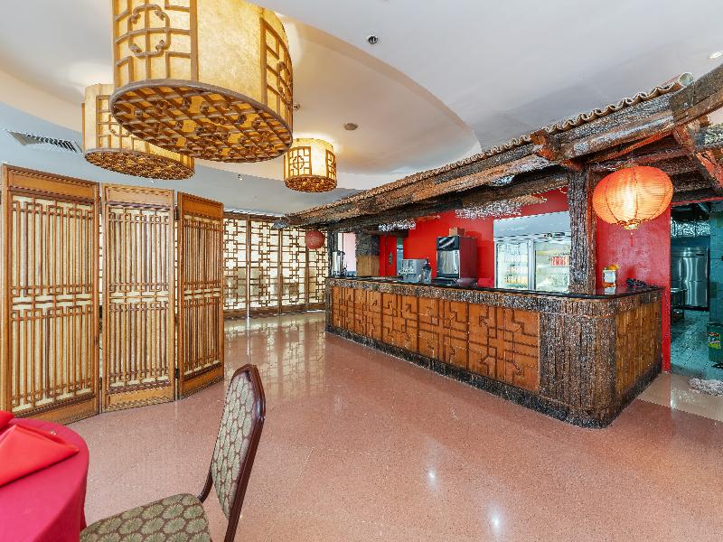 Crown Regency Hotel & Towers Cebu image