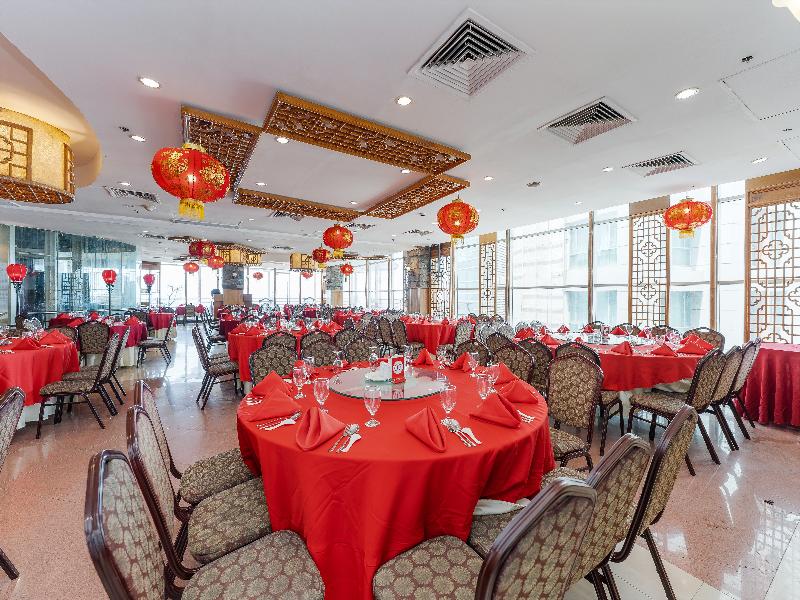 Crown Regency Hotel & Towers Cebu image