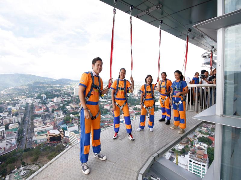 Crown Regency Hotel & Towers Cebu image