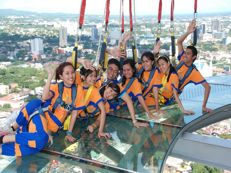 Crown Regency Hotel & Towers Cebu image