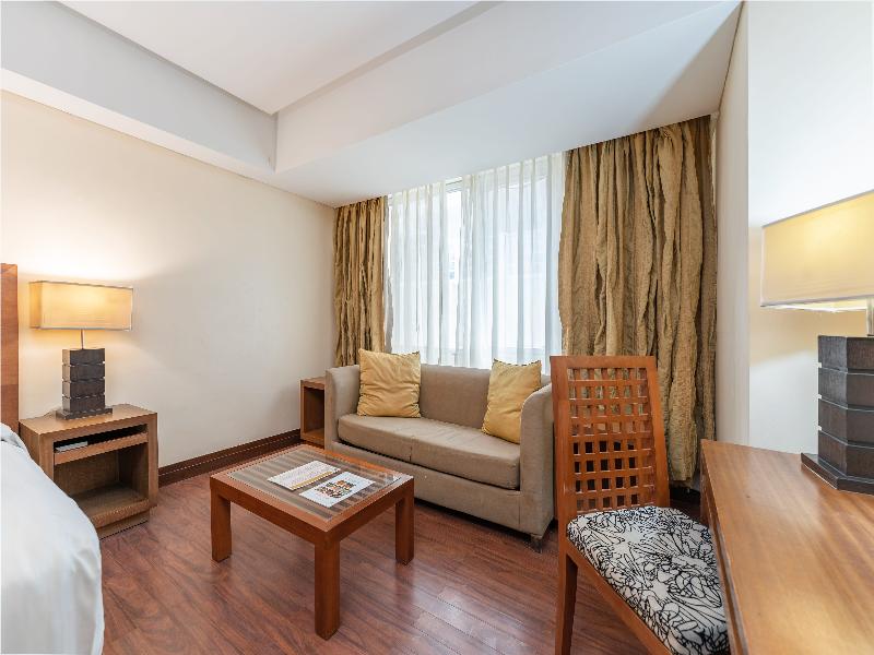 Crown Regency Hotel & Towers Cebu image