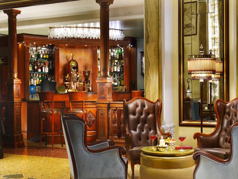 Grand Hotel Savoia Genova, Curio Collection image