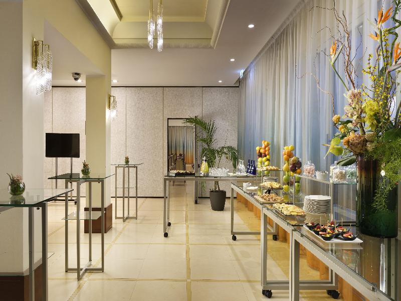 Grand Hotel Savoia Genova, Curio Collection image