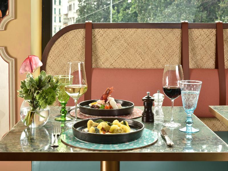 Grand Hotel Savoia Genova, Curio Collection image
