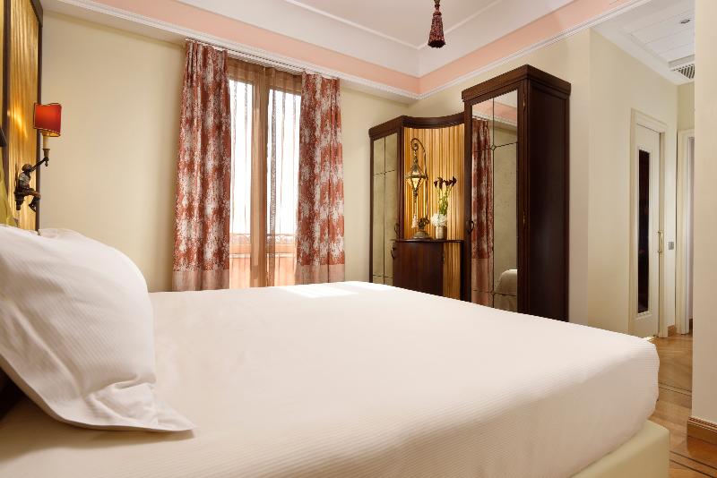 Stay in style at Grand Hotel Savoia Genova, Curio Collection