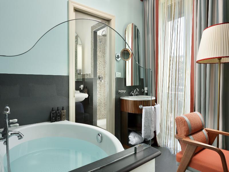 Grand Hotel Savoia Genova, Curio Collection image