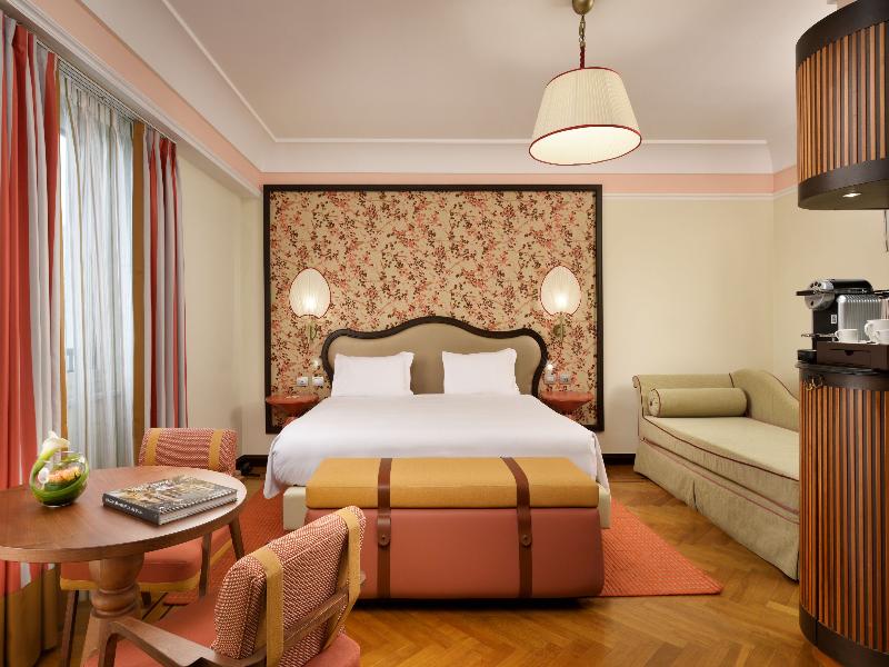 Grand Hotel Savoia Genova, Curio Collection image