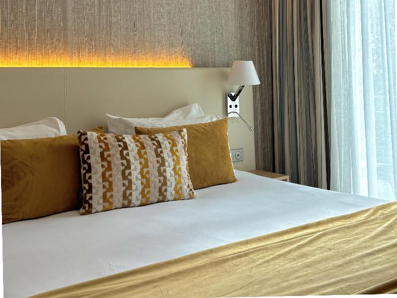 Golden Tulip Sophia Antipolis image