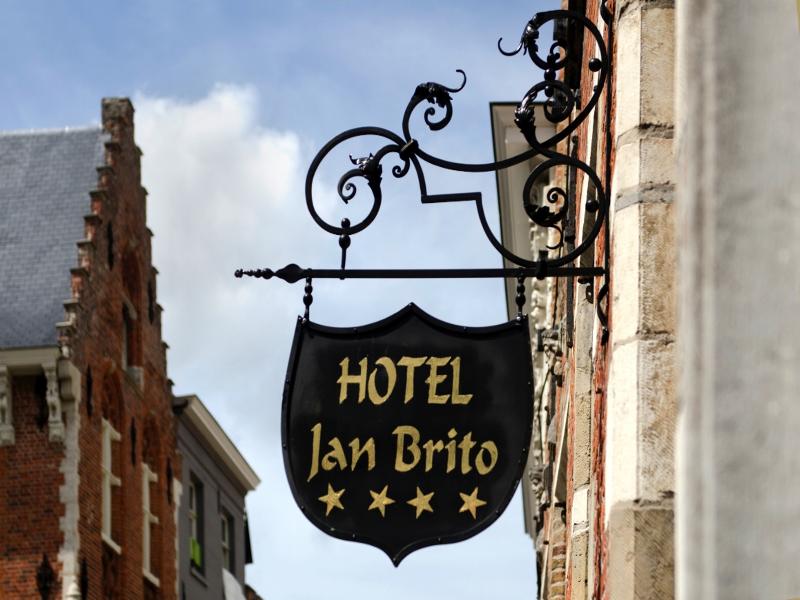 Hotel Jan Brito image