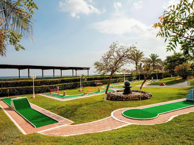 Le Méridien Al Aqah Beach Resort image