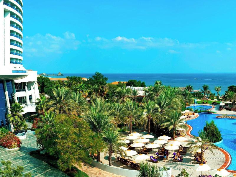 Le Méridien Al Aqah Beach Resort image