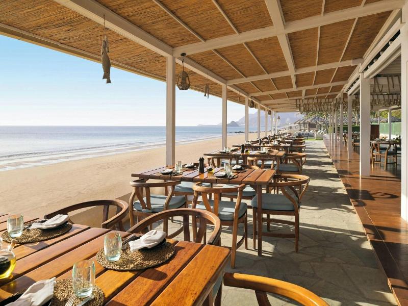 Le Méridien Al Aqah Beach Resort image