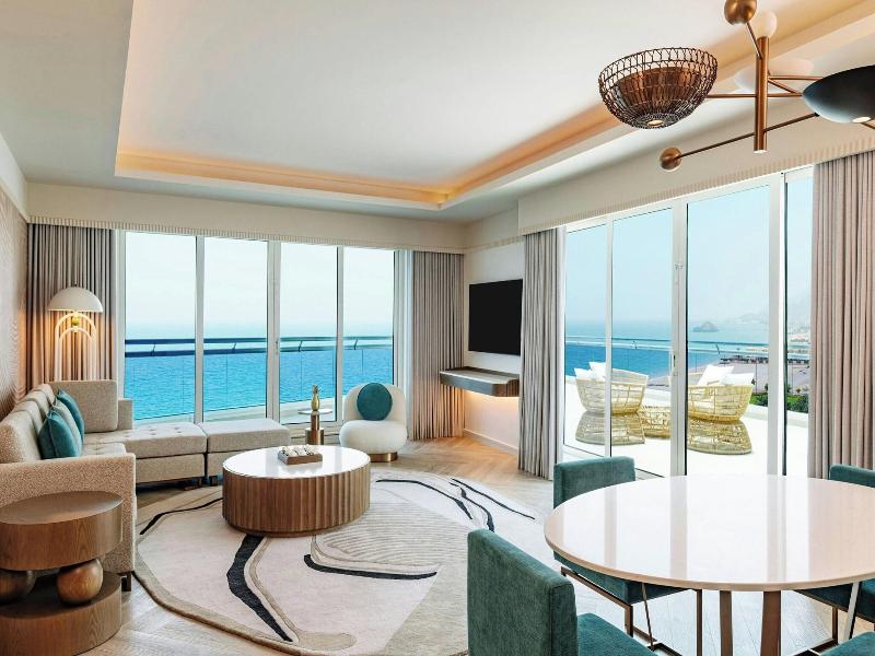 Le Méridien Al Aqah Beach Resort image