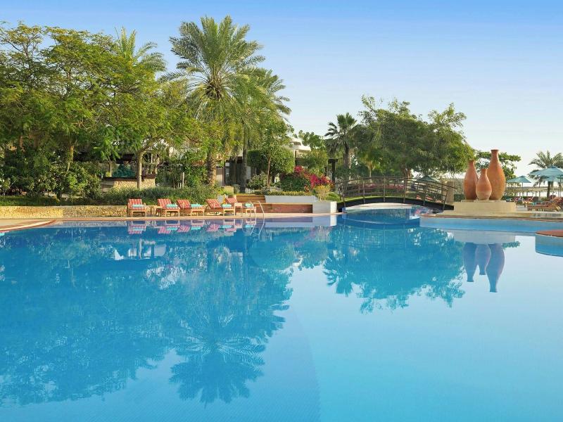 Le Méridien Al Aqah Beach Resort image