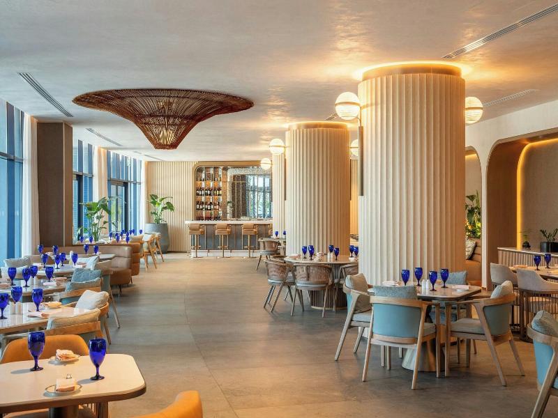 Le Méridien Al Aqah Beach Resort image