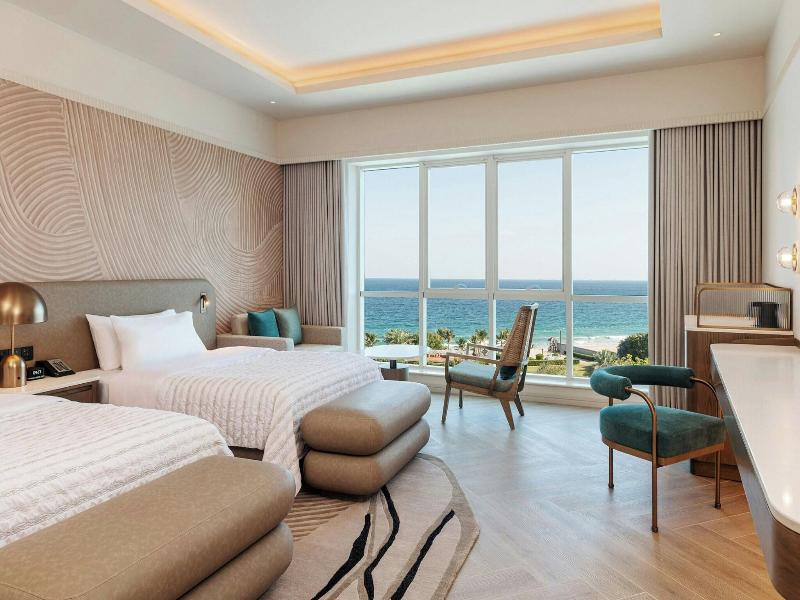 Le Méridien Al Aqah Beach Resort image