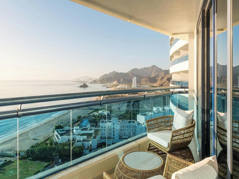 Le Méridien Al Aqah Beach Resort image