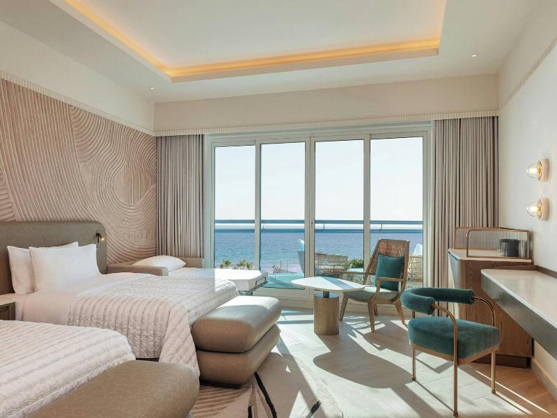 Le Méridien Al Aqah Beach Resort image