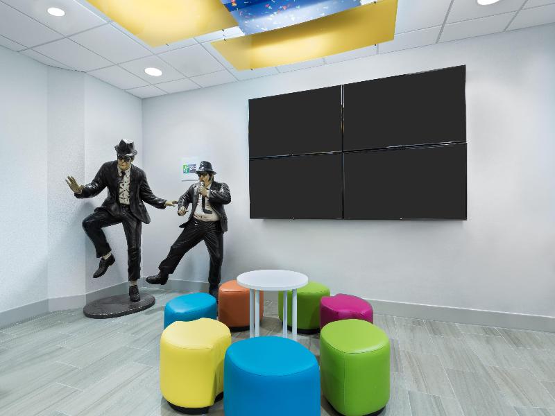 Holiday Inn Express & Suites Nearest Universal Orl image