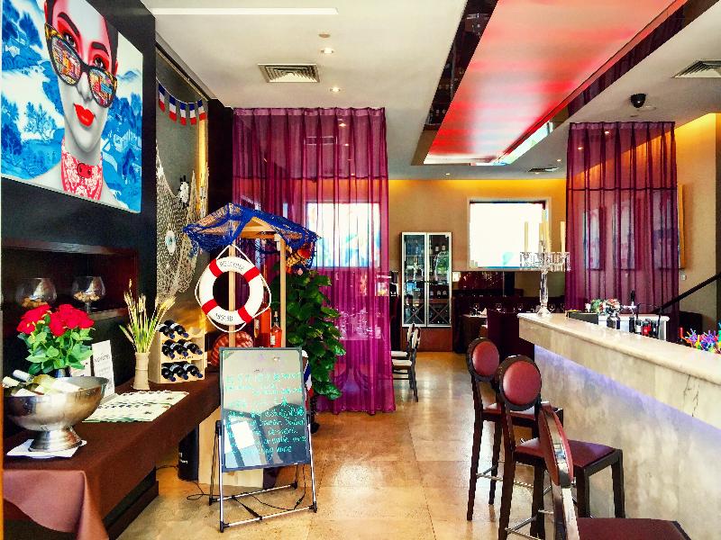 Peace Hotel Beijing image