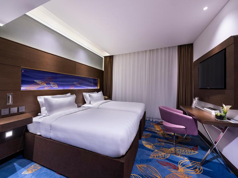 Peace Hotel Beijing image