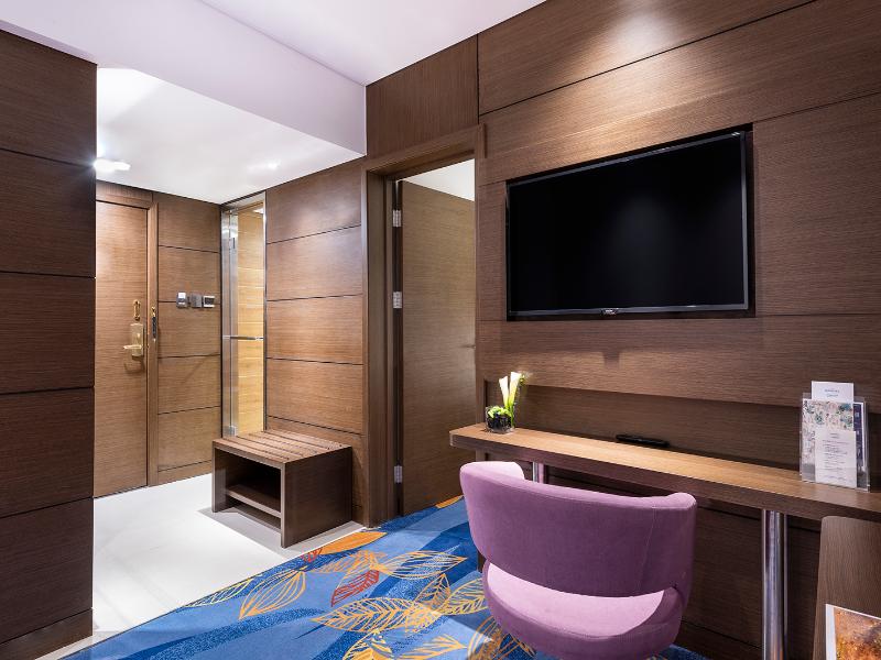 Peace Hotel Beijing image
