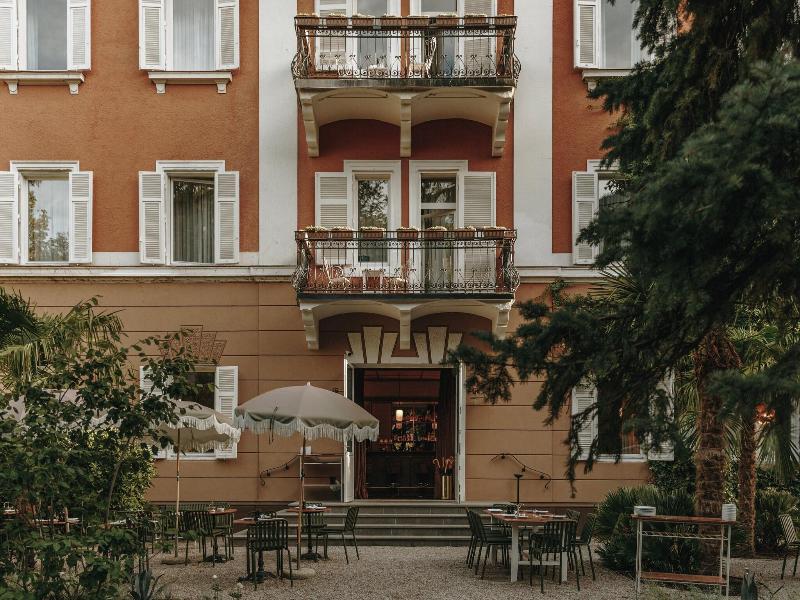 Parkhotel Mondschein Luna image