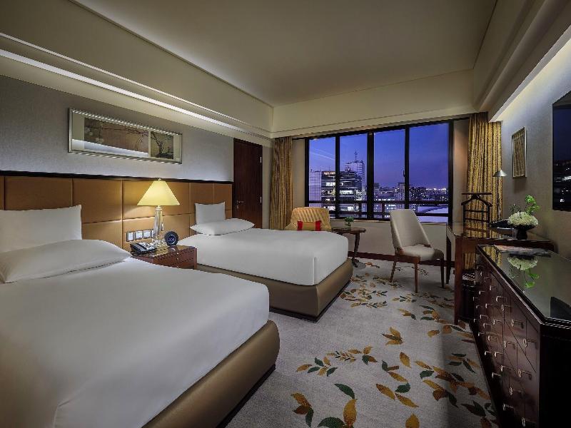 The Portman Ritz-Carlton, Shanghai image