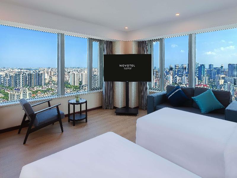 Novotel Shanghai Atlantis image