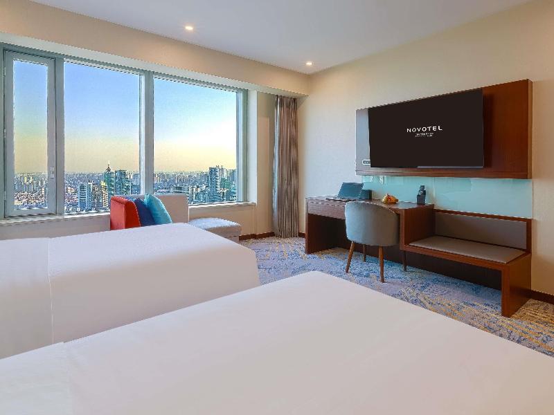 Novotel Shanghai Atlantis image