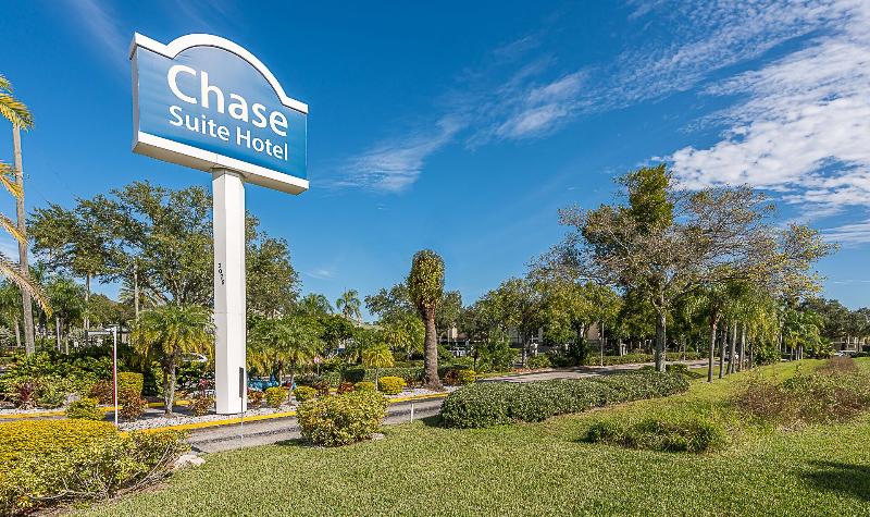 Chase Suite Hotel