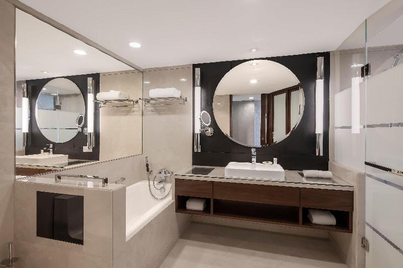 InterContinental Shanghai Pudong Hotel image