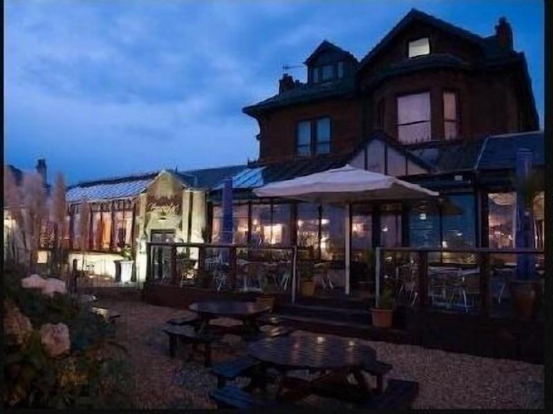 Lauriston Hotel image